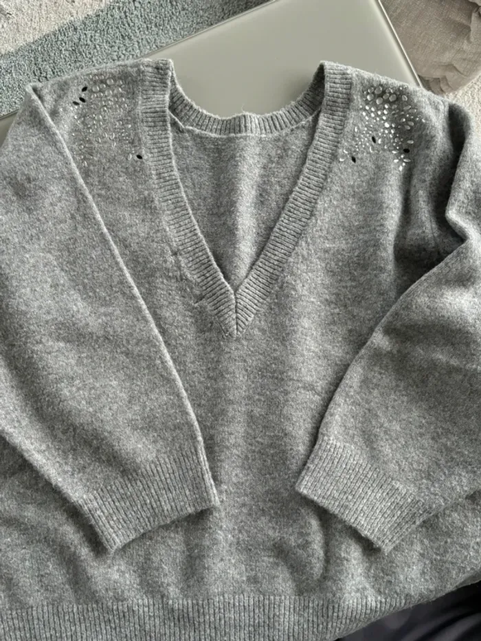 Pull gris MANGO - photo numéro 2