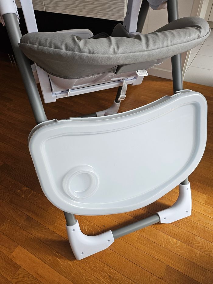 Chaise haute - photo numéro 3