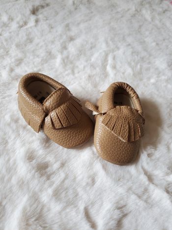 Chaussures bébé neuves