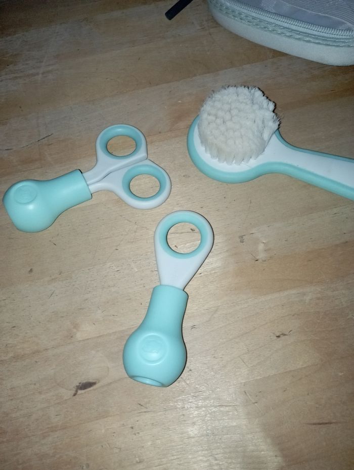 Trousse toilette bébé - photo numéro 3