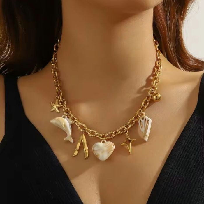 Collier dauphin 🐬  coeur ♥️ ✅