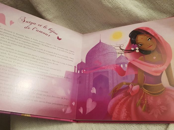 Livre Les bijoux des Princesses - photo numéro 5