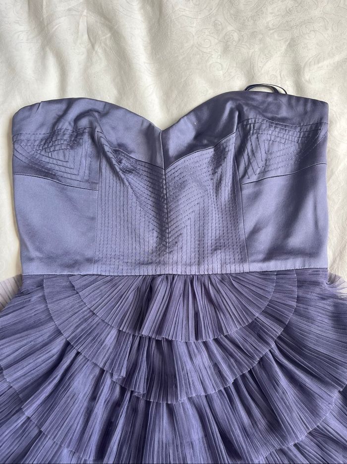 Robe de soirée BCBGMAXAZRIA violette volants - photo numéro 4
