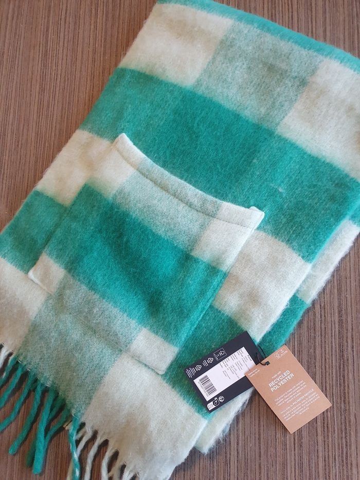 Magnifique écharpe d'hiver Pieces 🍀 - photo numéro 3