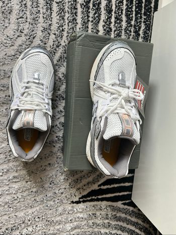 New balance 1906R