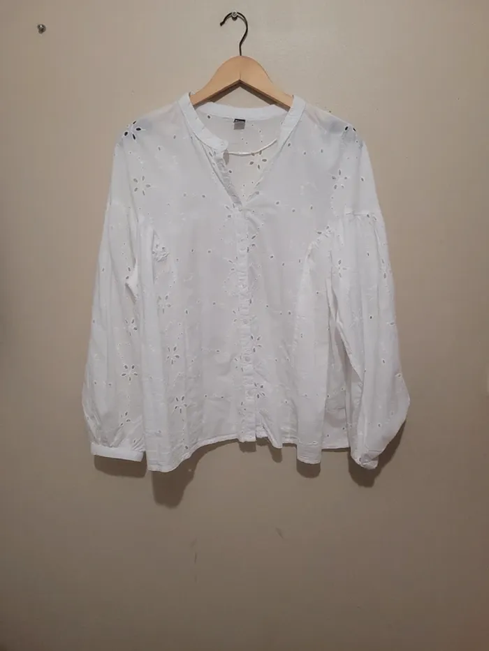 Blouse dentelle kiabi  taille 50 52