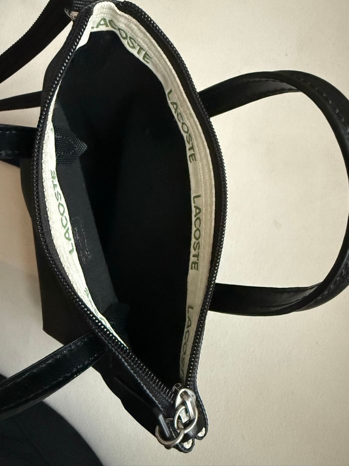 Sac Lacoste