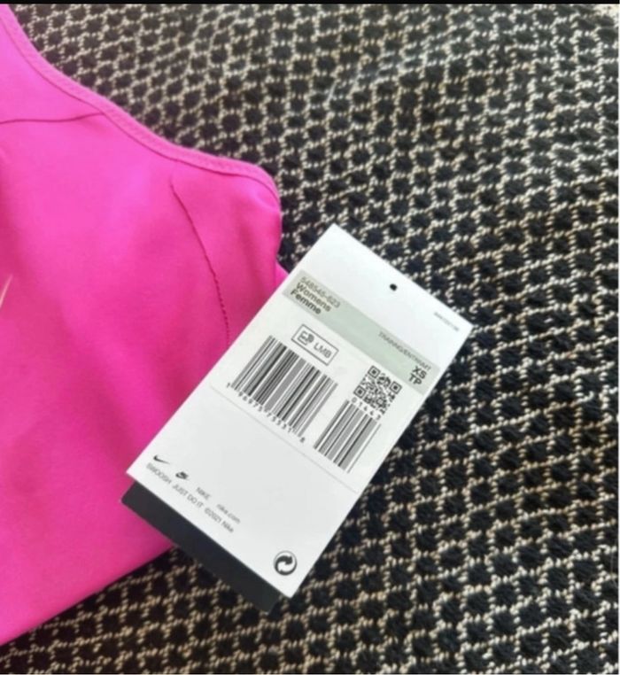 Brassière de sport neuve Nike - photo numéro 2