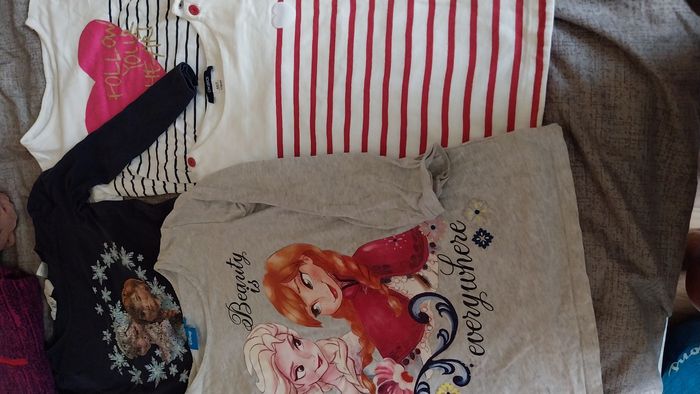 Gros lot 30 vêtements fille 6 ans - photo numéro 5