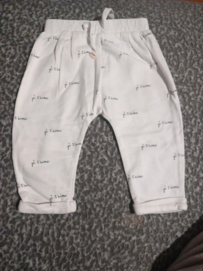 Pantalon taille 73/76cm 12mois kiabi 10kg - photo numéro 1