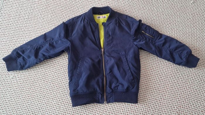 Lot vêtements garçon 6ans - photo numéro 2