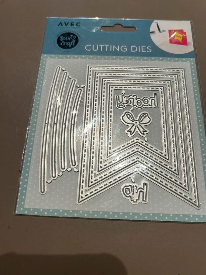 Dies neufs Love2craft