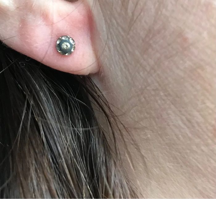 Boucles d’oreilles Victoria neuves (140) - photo numéro 2