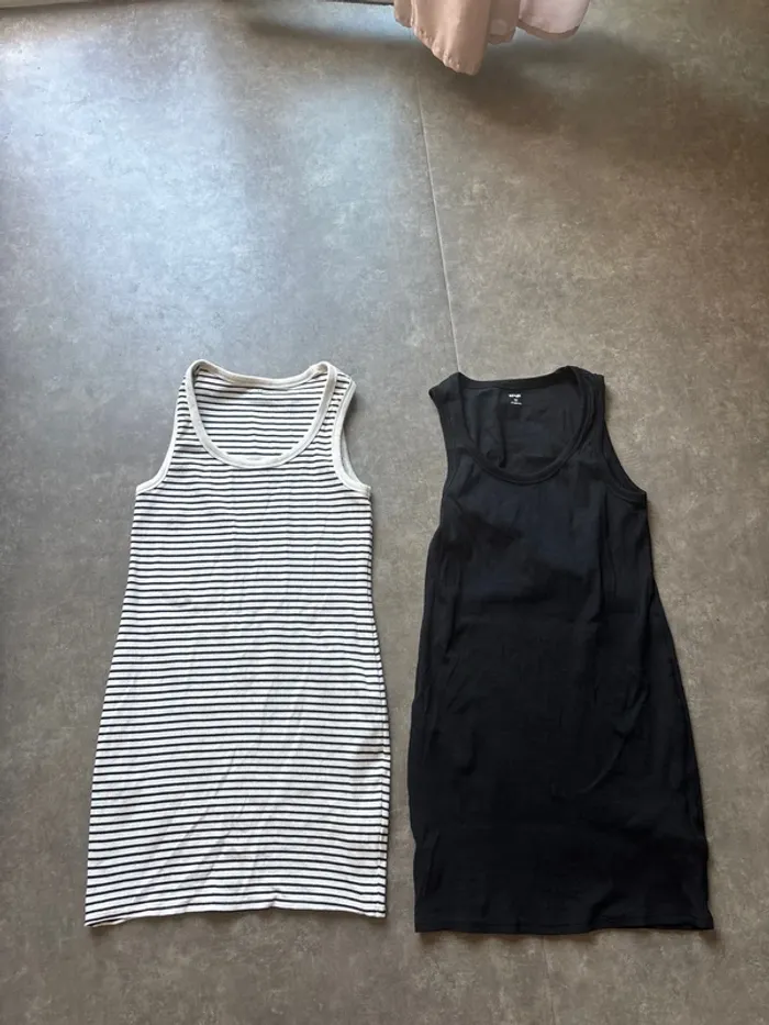Lot 2 robes Kiabi neuve