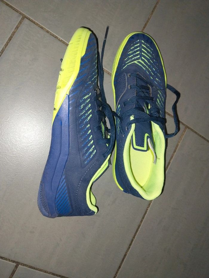 Chaussures futsal très bon état - photo numéro 2