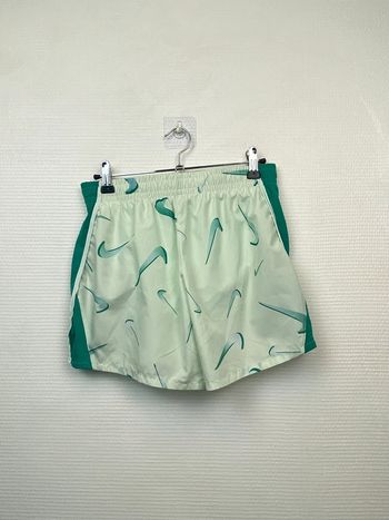 Short sport Nike femme vert XL (2233)