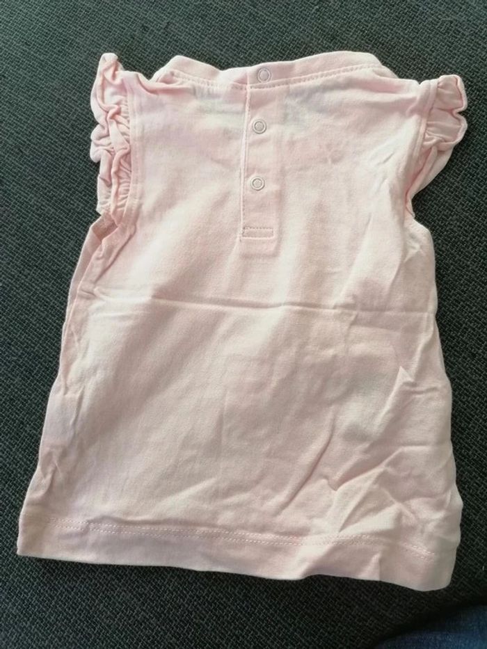 T Shirt Taille: 6 mois - photo numéro 2