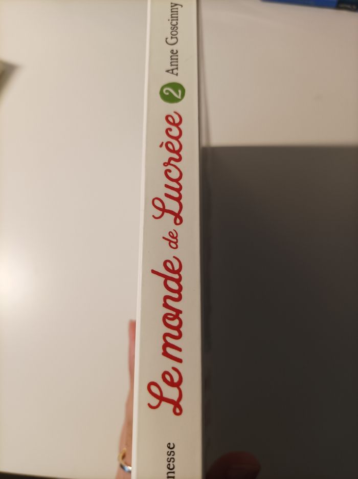 Tome 2 le monde de Lucrèce - photo numéro 3
