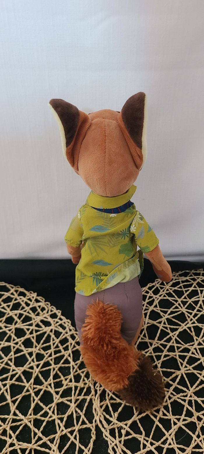 Peluche Zootopie Nick Wilde 35 cm - photo numéro 3