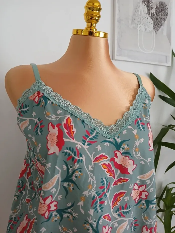 Débardeur à motifs Taille XL Comme Neuf🌿💝 - photo numéro 2