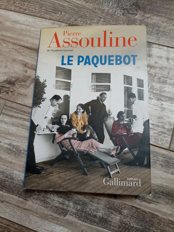 Livre le paquebot Pierre assouline