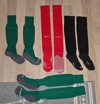 Lot de chaussettes de foot