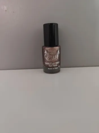 Vernis à ongles - marron pailleté - EM Cosmetics