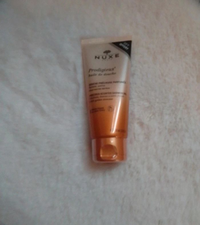 Huile de douche parfumé - photo numéro 2