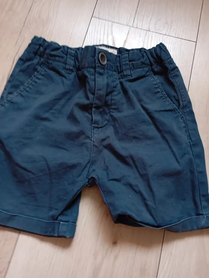 Lot de vêtements taille 4/5 ans - photo numéro 19