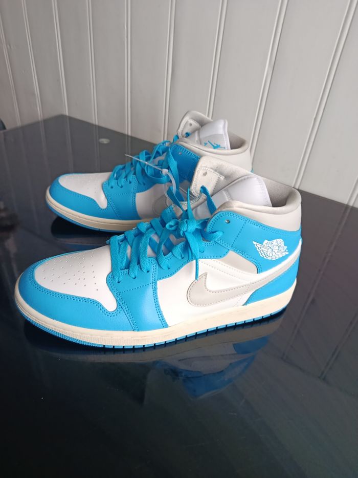 Jordan 1 Mid Authentique - photo numéro 2