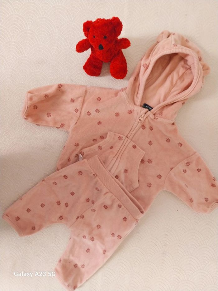 Ensemble 1 mois kiabi