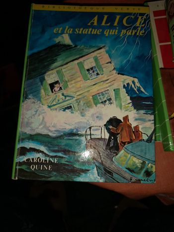 8 livres bibliothèque verte