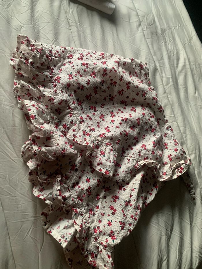 Jupe short fleuri