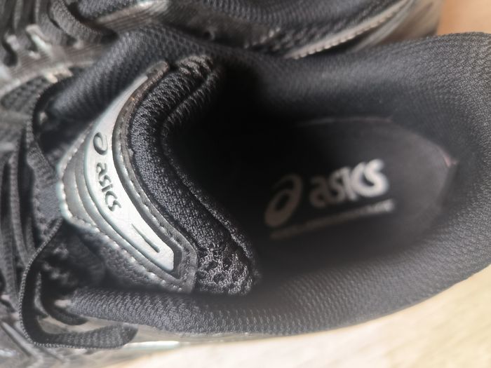 Asics gel Kayano noir et grise taille 43.5 neuve - photo numéro 5