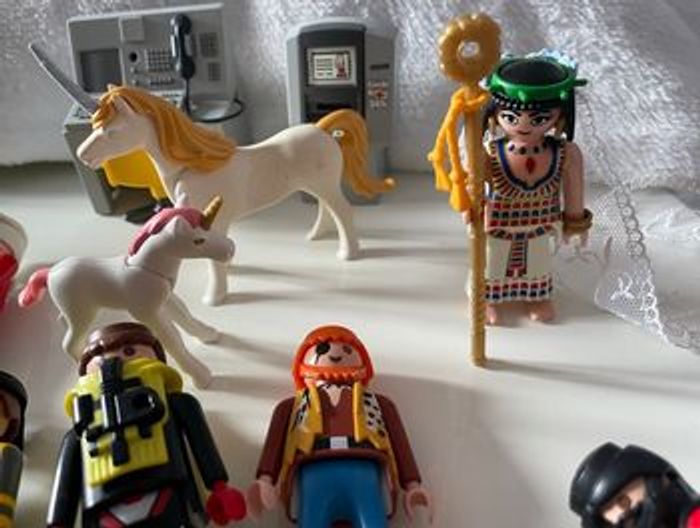 Lot playmobil personnage accessoires - photo numéro 5