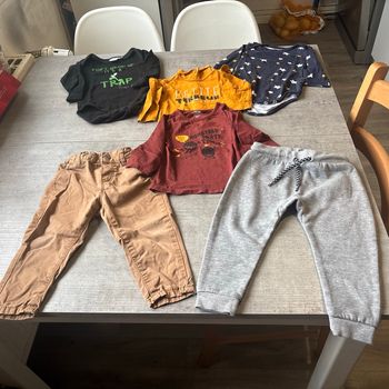 Lot 9 mois bébé garçon