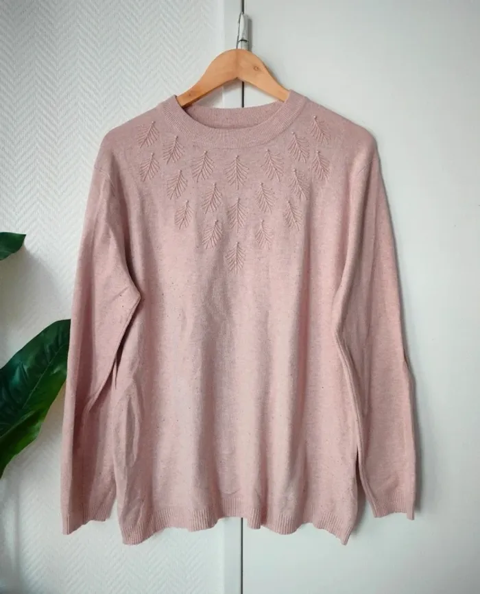 Pull rose Perles taille 46/48 - photo numéro 4