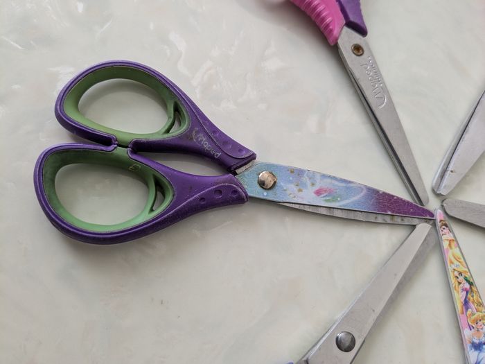 Lot de 6 paires de ciseaux roses et violettes. - photo numéro 3