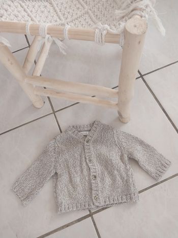 Gilet bébé OBaïbi 3 mois beige chiné 100% coton – mixte – très bon état