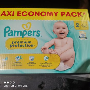Couches pampers premium protection 