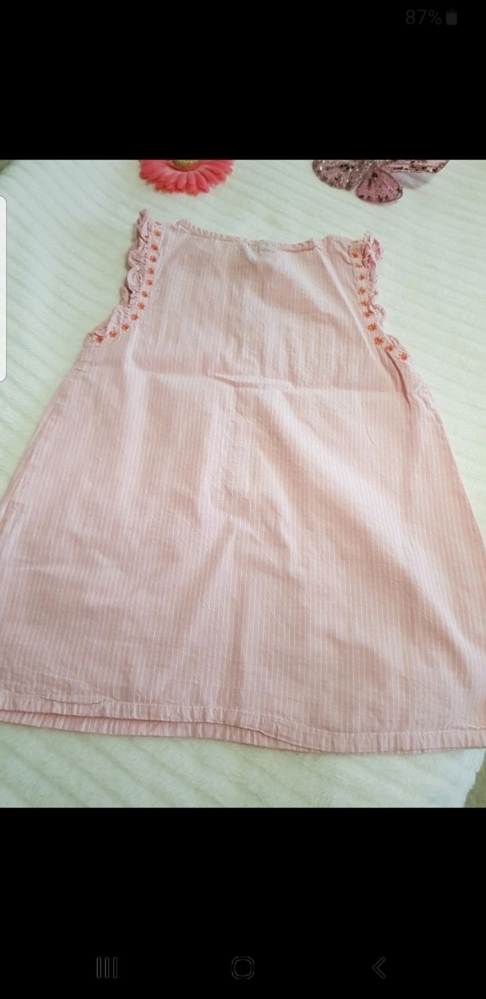Robe taille 24 mois - photo numéro 3