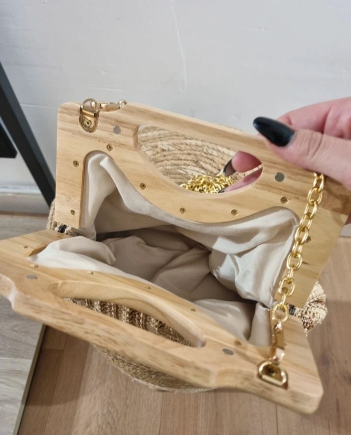 Sac à main avec chaîne dorée - photo numéro 3