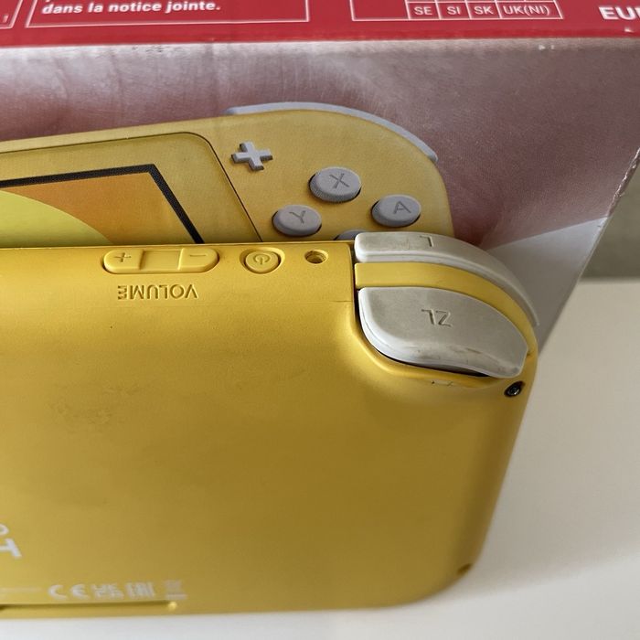 Nintendo Switch - photo numéro 4