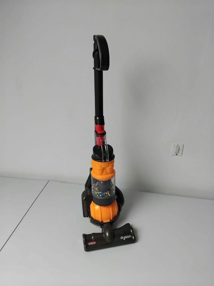 Aspirateur Dyson Ball Casdon Jouet 🧹