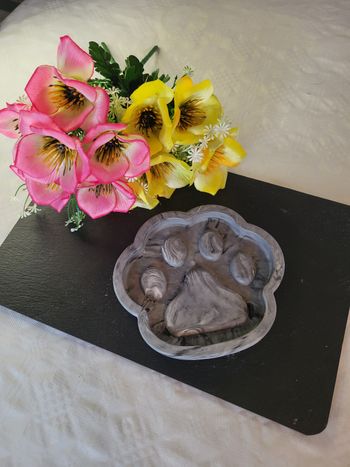 Vide poche "pattes de chiens "artisanale-noir et blanc marbré-13cm