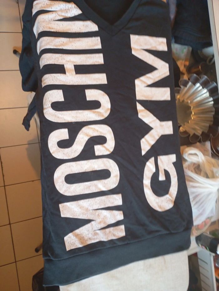 Pull moshino en l'état t s