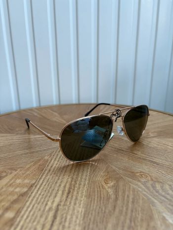 Lunette de soleil / paire de solaire / monture tendance - Gil - Neuf avec étiquette