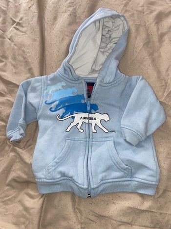 Belle veste couleur bleu motif et marque airness 12 mois