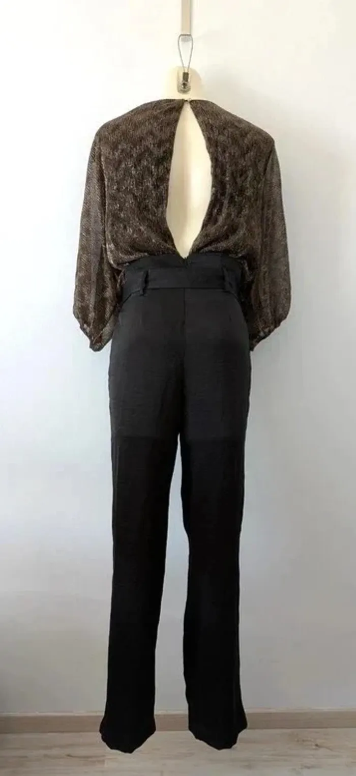 Combinaison chic noire et dorée - Naf Naf - taille 34/36 - photo numéro 2