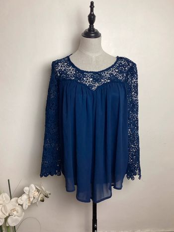 Blouse marine à dentelle Vintage Dressing TU